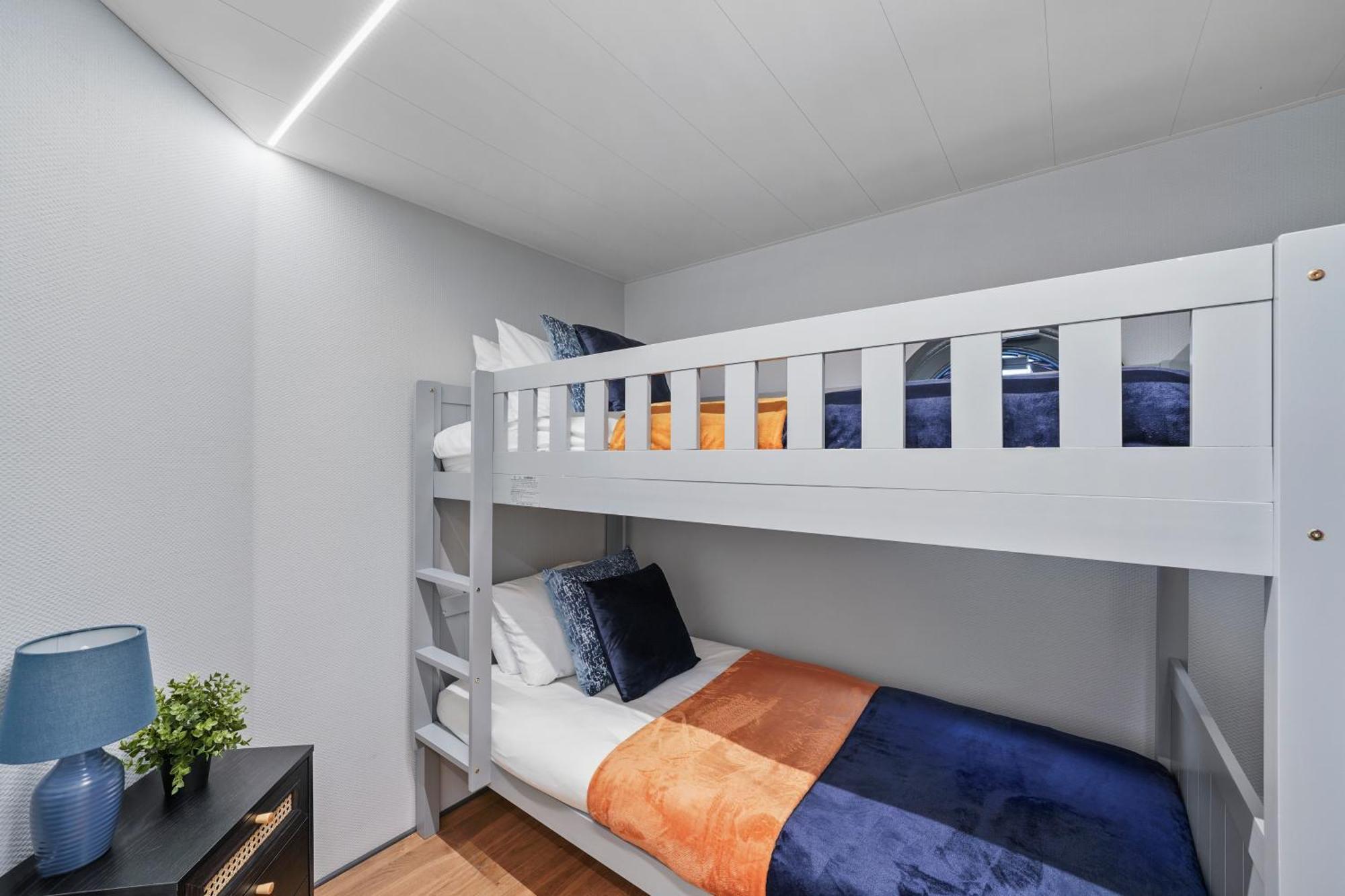 Unique Water Lodge In London - Sleeps 6 Екстер'єр фото